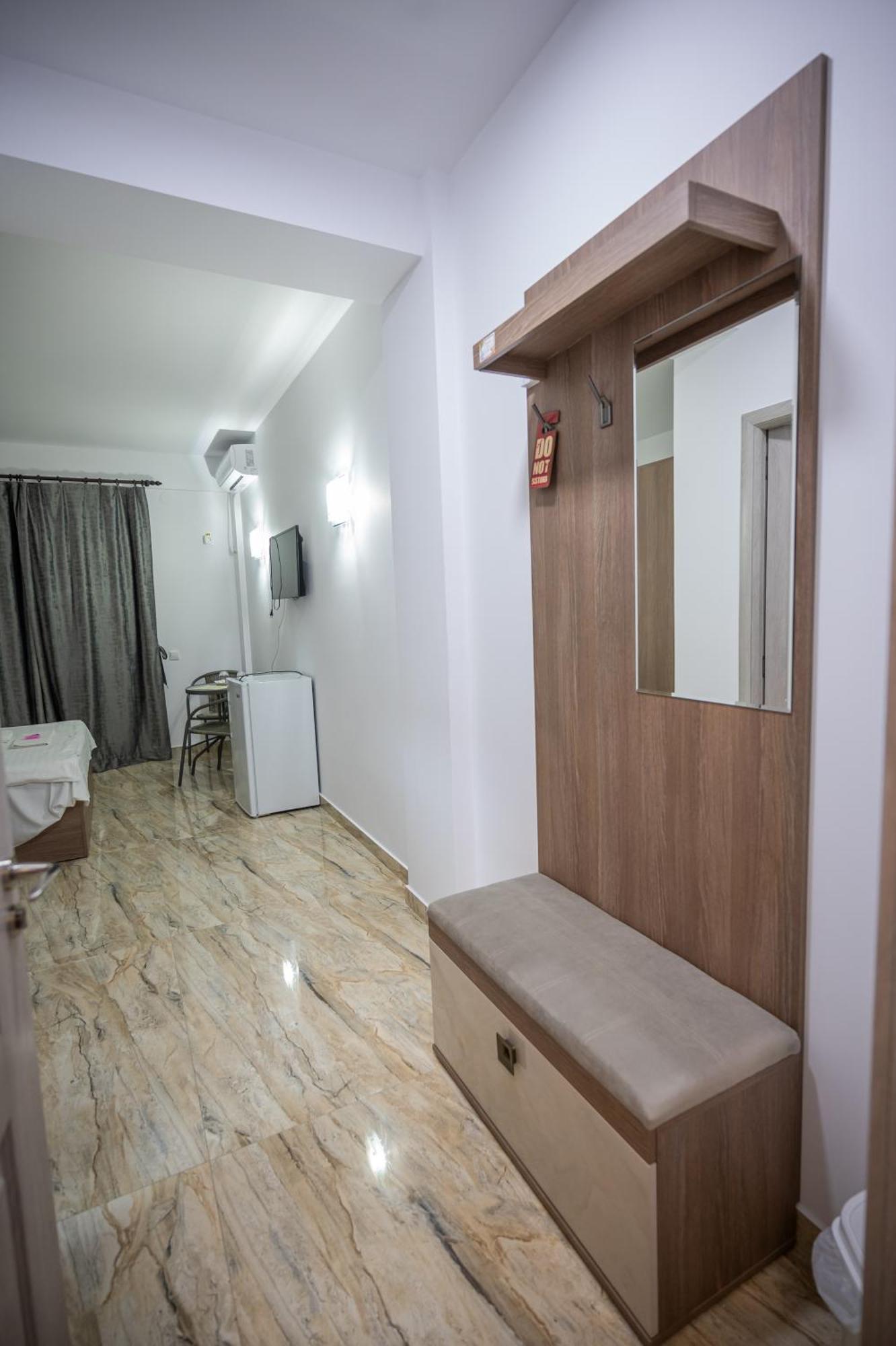 Hotel Damar Costinesti Exteriör bild